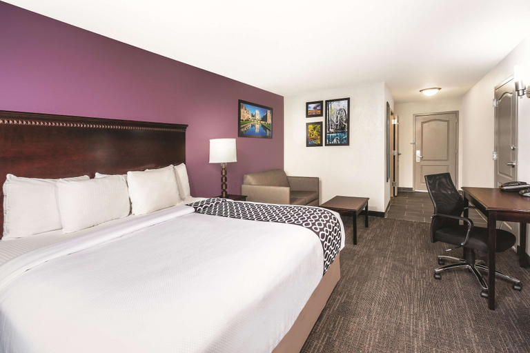Bedroom 3, La Quinta Inn & Suites by Wyndham Rome, Floyd
