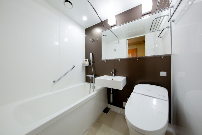 Bathroom 4, Nagoya Garden Palace, Nagoya