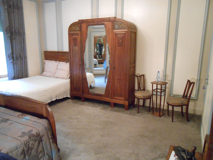 Bedroom 4, La Passagère, Allier