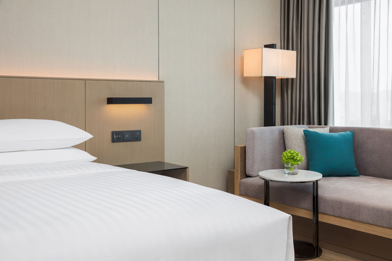 Bedroom 2, Courtyard by Marriott Shenzhen Bao'an, Shenzhen