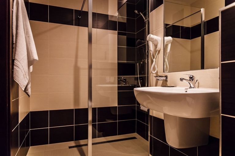 Bathroom 4, Interhotel Zlin, Zlín