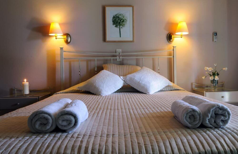 Bedroom 2, Efi & Sofia Apartments, Ionian Islands