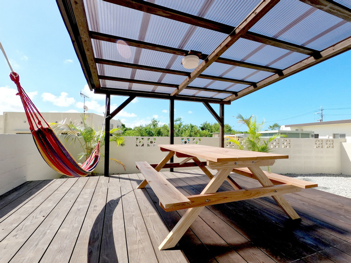 Exterior & Views 6