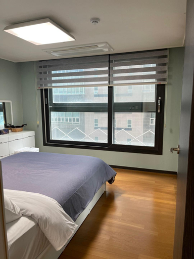Haeundae  Ocean View / Netfilx / Beach  Room(2/3), Haeundae