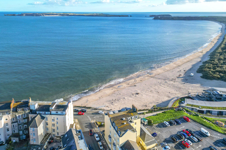 Exterior & Views, South Beach View- 2 Bedroom - Tenby, Pembrokeshire