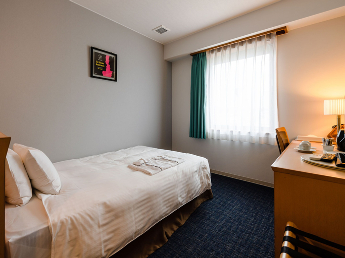Bedroom 8