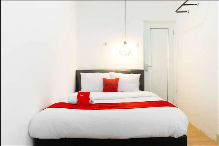 Bedroom 3, RedDoorz near Sam Poo Kong 3 Semarang, Semarang