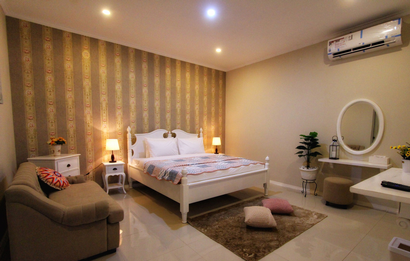 Bedroom 8