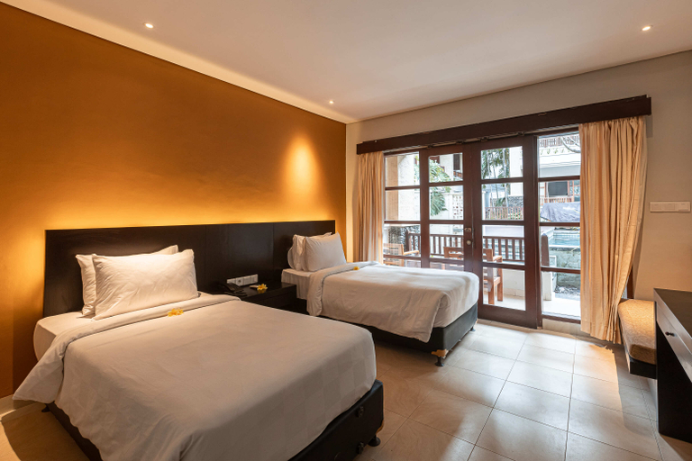 Bedroom 3, Fourteen Roses Beach Hotel, Badung