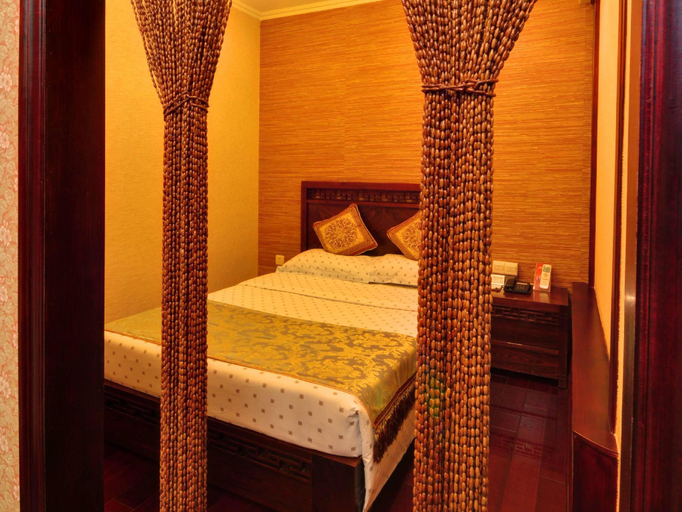 Bedroom 3, Beijing Sichuan Dragon Garden Hotel, Beijing