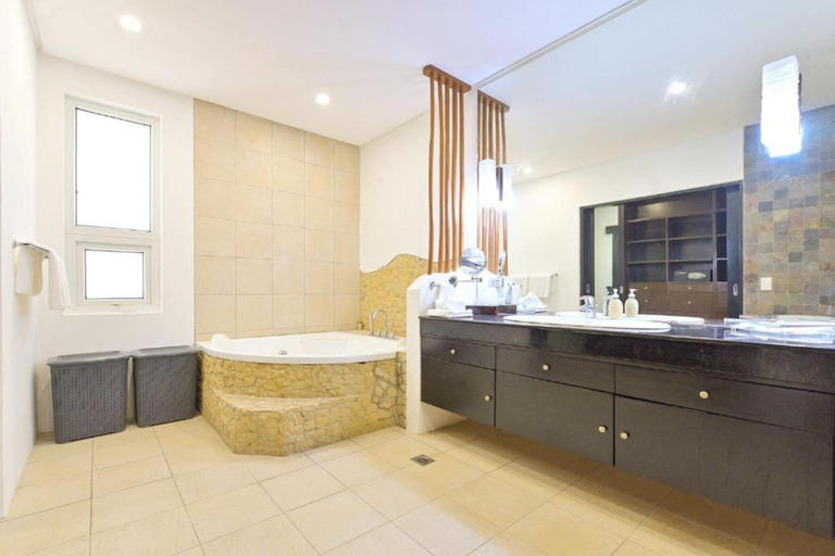 Bathroom 4, 7Stones Boracay, Malay