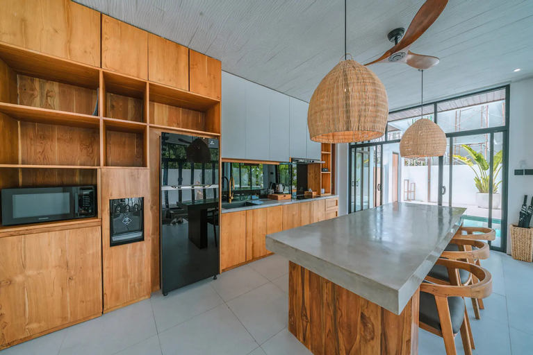Others 4, Villa Baliwood: Splendid 2BR Villa | 200m Away from the Beach, Badung