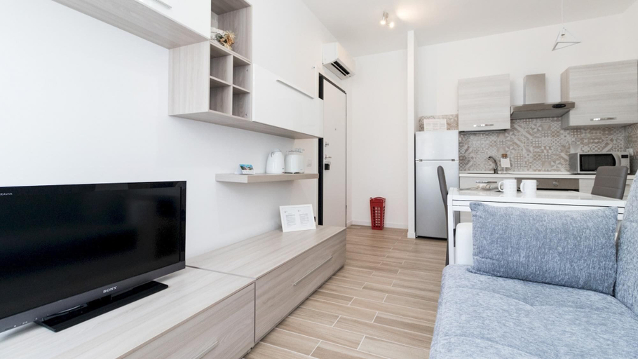 Others 5, Italianway Easy - Savona 146, Milano