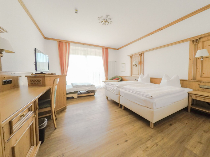 Bedroom 5