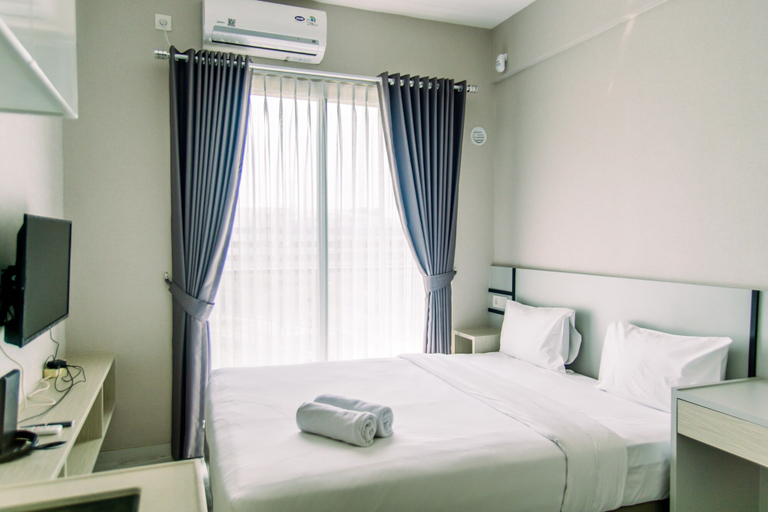 Room 4, Nice And Fancy Studio Room At Sky House Bsd Apartment, Tangerang Selatan