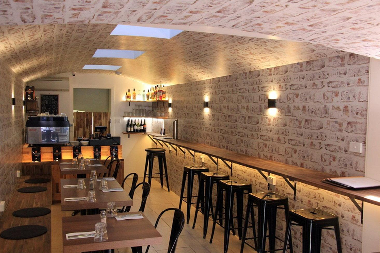 Food & Drinks 4, Hotel St Leonards, Lane Cove