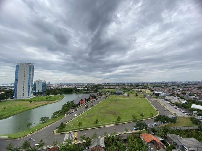 Exterior & Views 5, Homey and Comfort 2BR at Springlake Summarecon Bekasi Apartment By Travelio, Bekasi
