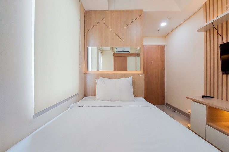 Bedroom 1, Cozy Stay Studio Apartment at B Residence By Travelio, South Tangerang