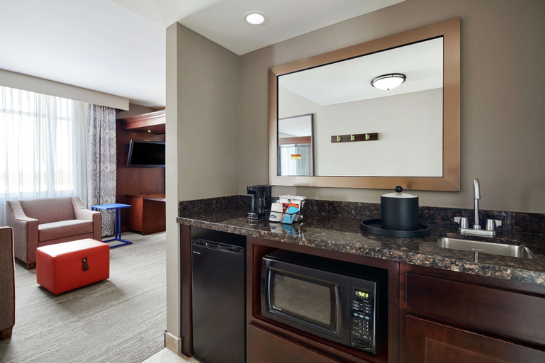 Dining Room 9