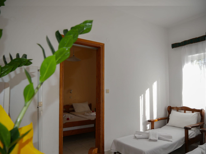 Bedroom 3, Litinas Apartments, Crete