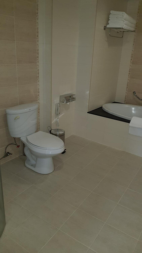 Bathroom 3, Pacific Plaza Sakhalin, Anivskiy rayon