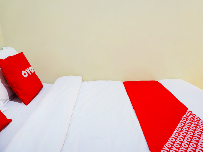 Bedroom 3, OYO Flagship 90723 Berlima Guest House Syariah, Malang