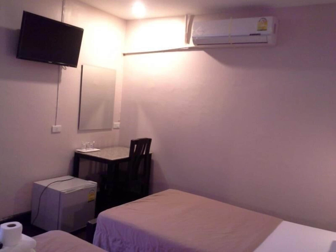 Bedroom 4, Suksawad Hotel, Phra Nakhon