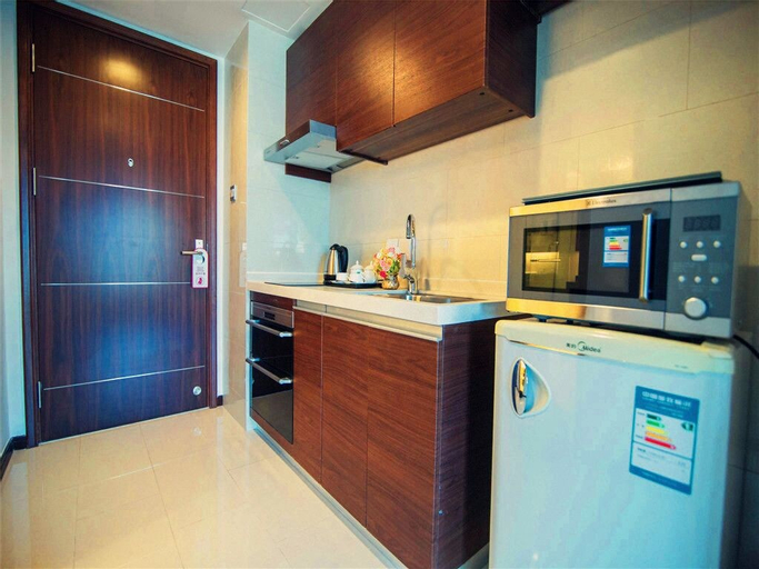 Dining Room 4