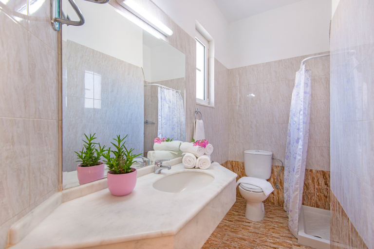 Bathroom, Hidden garden Rhodes Apartments, South Aegean