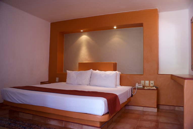 Bedroom 3, Hotel Villa Mexicana, José Azueta