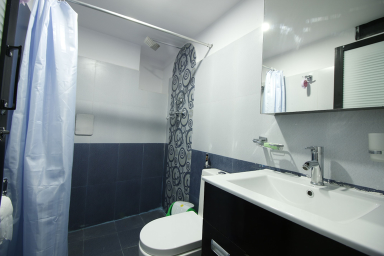 Bathroom 3, Everest Holiday Inn, Bagmati