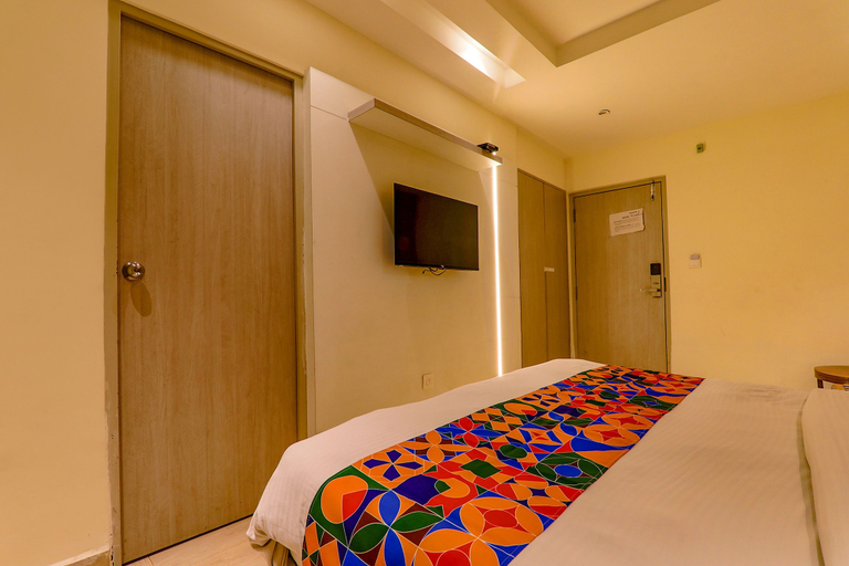 Bedroom 3, FabHotel Geetraj Palace, Lucknow