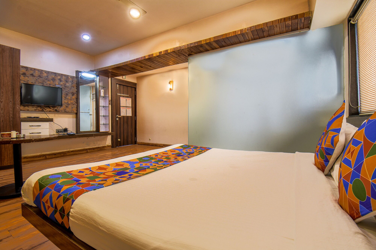 Bedroom 2, Fabexpress Glory, Pune