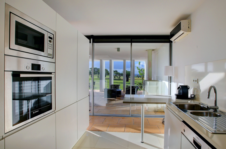 Dining Room 8