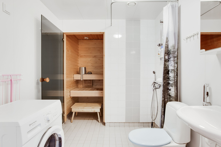 Bathroom 4, Hiisi Homes Tampere Muotiala, Pirkanmaa