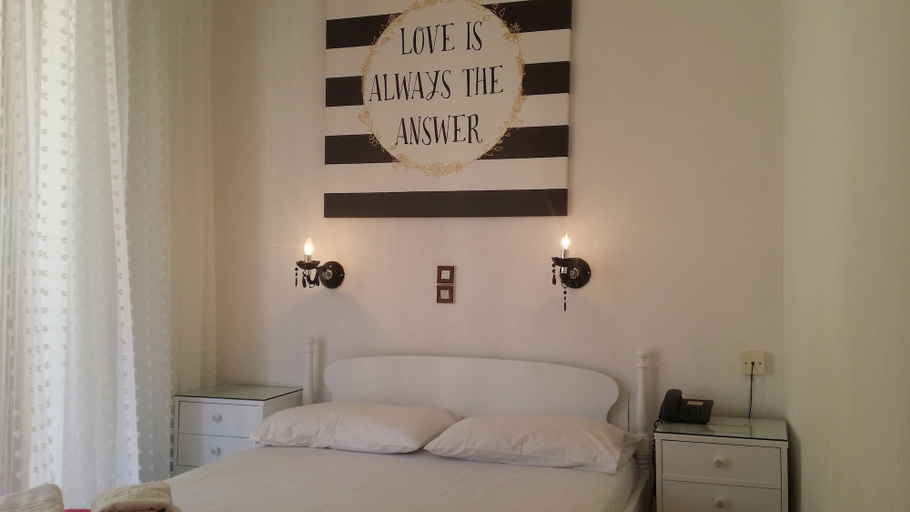 Bedroom 3, Hotel Rachel, Attica