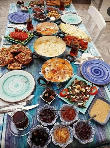 Food & Drinks