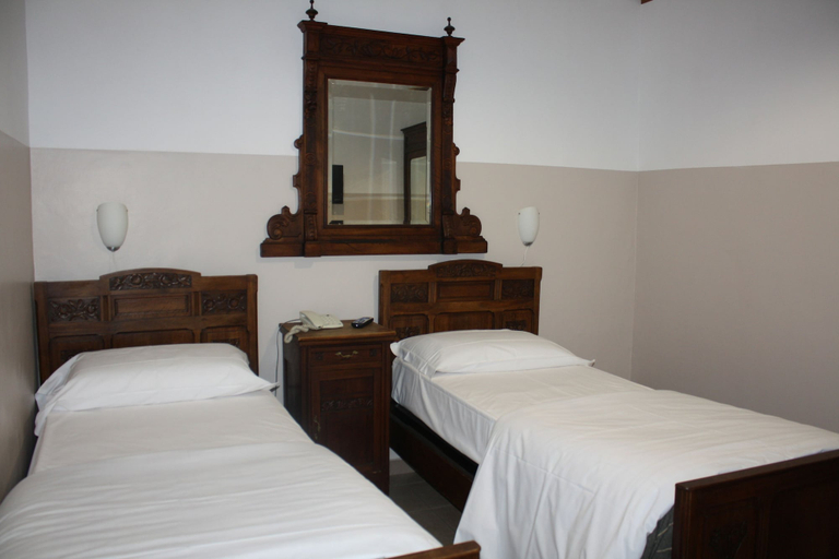 Bedroom 3, Hotel Avalon, Torino