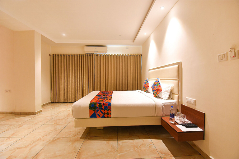 Bedroom 2, Fabhotel High Rise, Bangalore