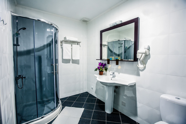 Bathroom 5, Aria Hotel Chisinau