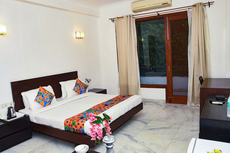 Bedroom 2, FabHotel Premium- 10min Walk from Millennium City Centre Gurugram Gurgaon, Gurgaon