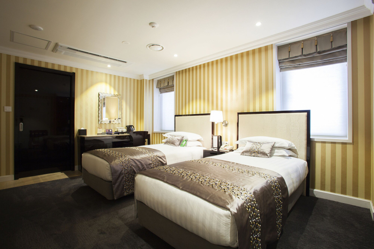 Bedroom 11