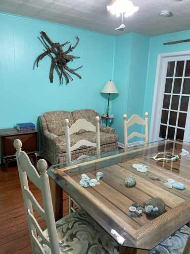 Others 5, Seaside Retreat, Accomack