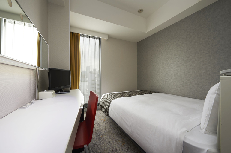 Bedroom 13