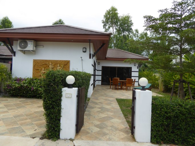 Exterior & Views 2, Tropicana Beach Villa at VIP Resort, Muang Rayong
