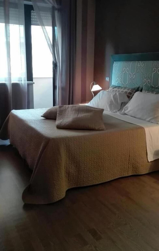 Bedroom 4, HOTEL SALUS, Pescara