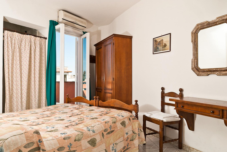 Bedroom 3, Hotel Del Postiglione, Napoli