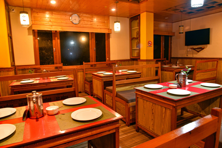 Food & Drinks, Rufina Blue Pine, North Sikkim