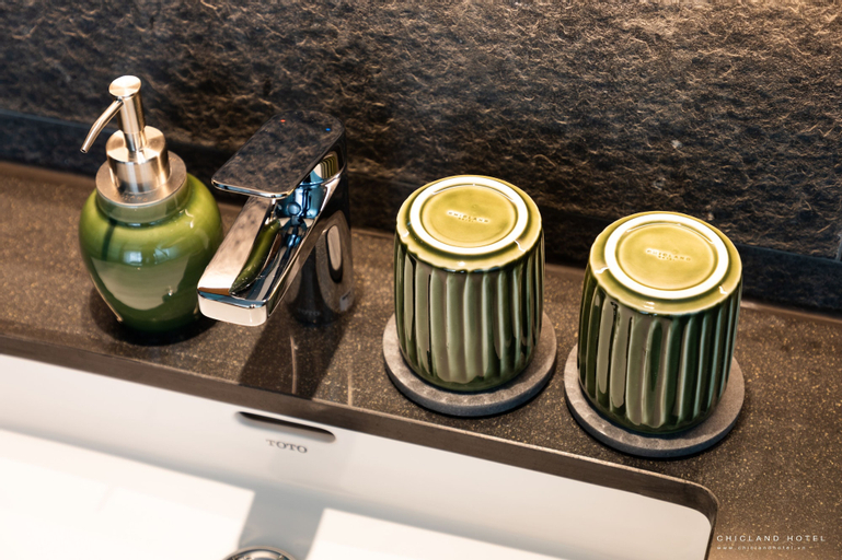 Amenities 8