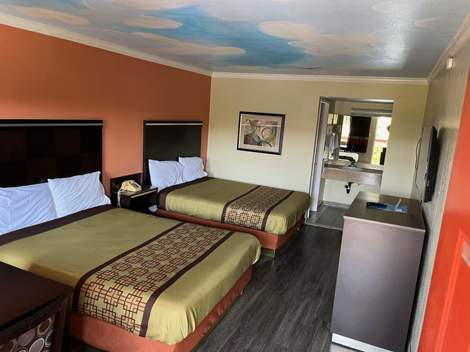 Bedroom 2, Rivera Inn & Suites Motel Pico Rivera, Los Angeles